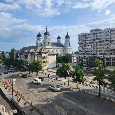 Stefan Cel Mare Boulevard Pedestrian Street Palas Iasi Ngoại thất bức ảnh