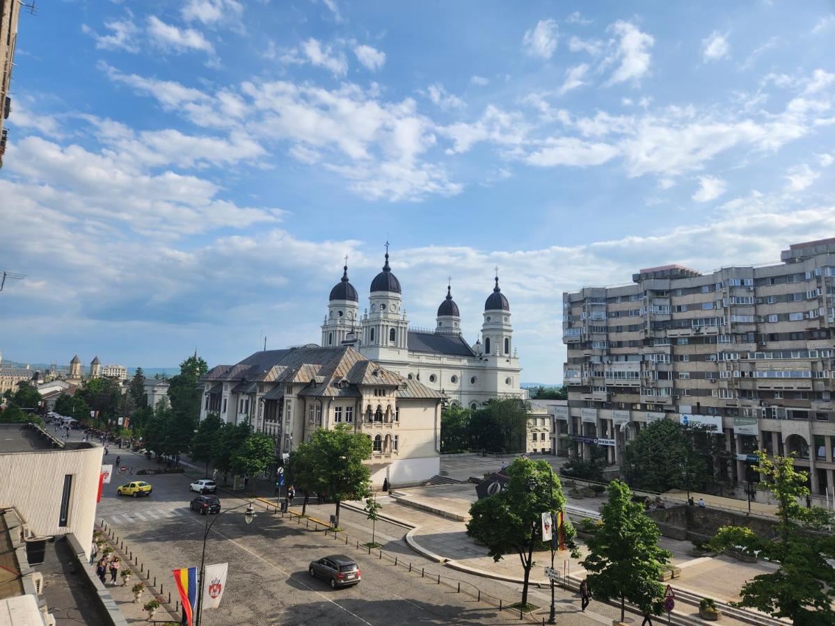 Stefan Cel Mare Boulevard Pedestrian Street Palas Iasi Ngoại thất bức ảnh