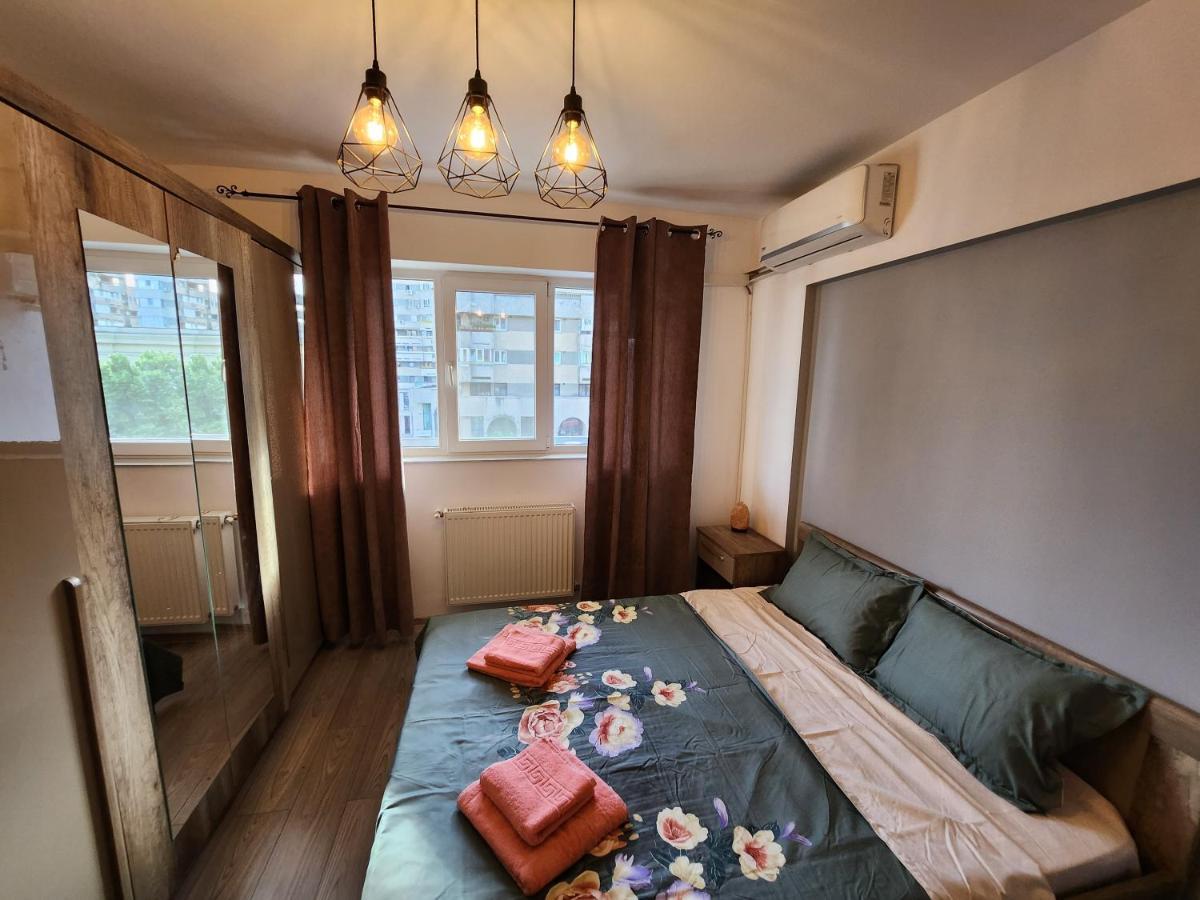 Stefan Cel Mare Boulevard Pedestrian Street Palas Iasi Ngoại thất bức ảnh
